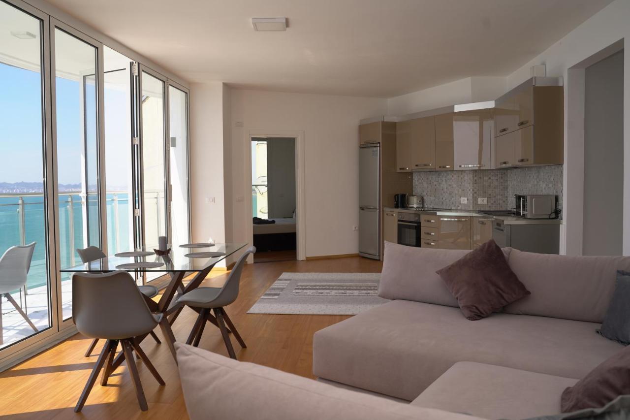 Beachfront Marilyn Дуррес Экстерьер фото